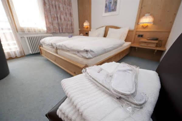 Hotel Garni Bergsonne Samnaun Zewnętrze zdjęcie